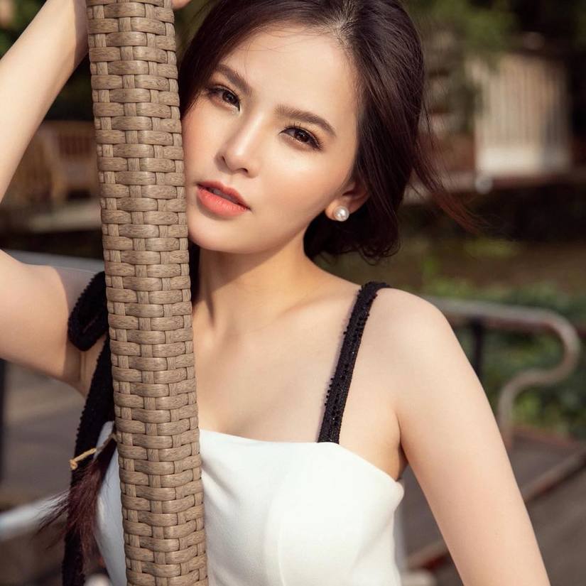 Clip nóng sex phi huyền trang