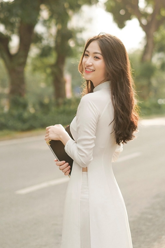 Vũ Thị Anh Thư lộ clip sex nóng - Câu chuyện gây chấn động toàn quốc